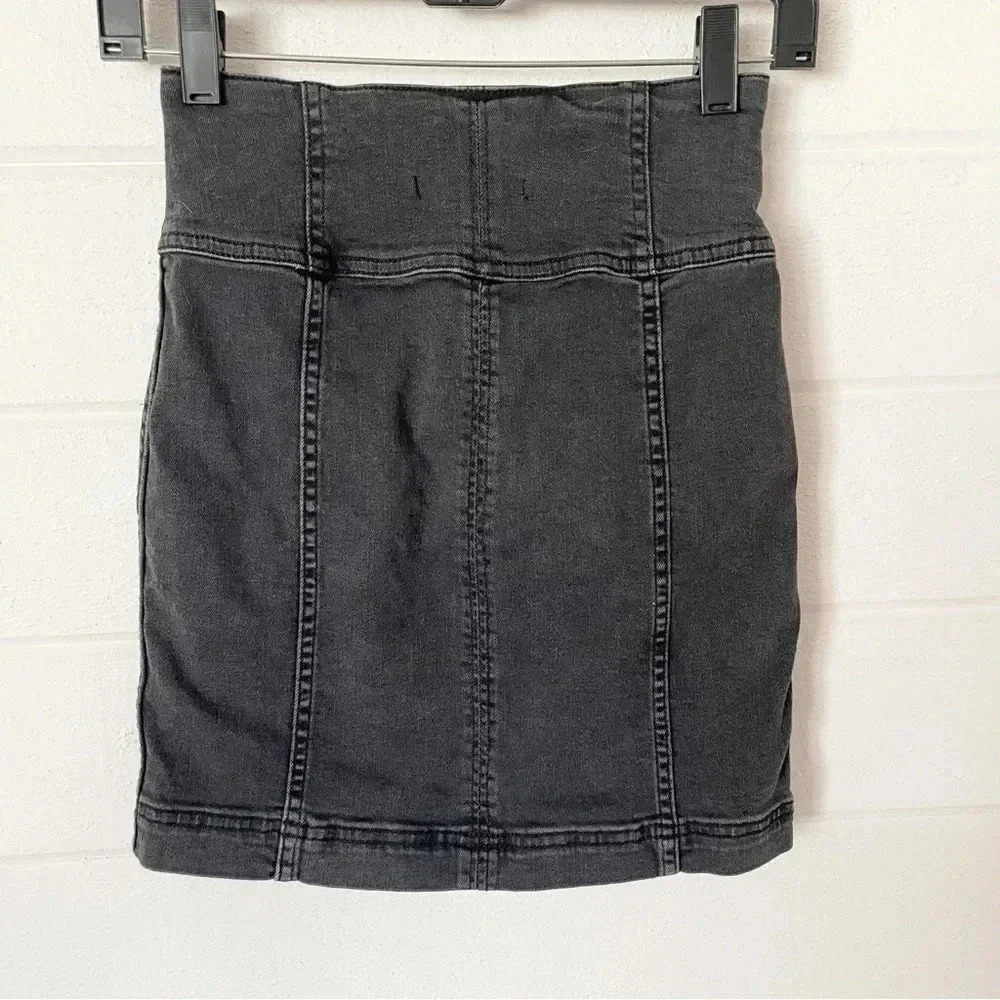 Free People Modern Femme Corset
Lace Up Black Denim Mini Skirt Size 0 Waist 23” - Picture 3 of 5